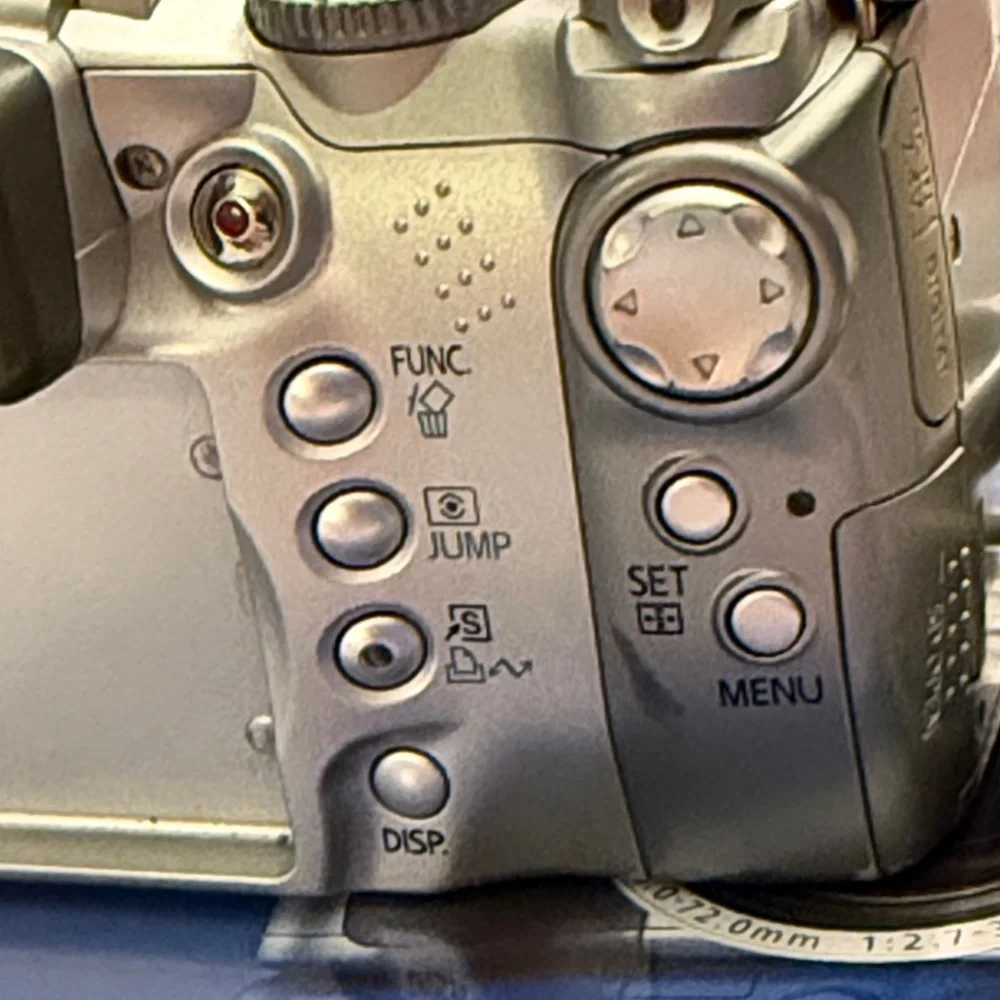 Canon PowerShot S2 IS Digital Camera -all original manuals. Excellent condition